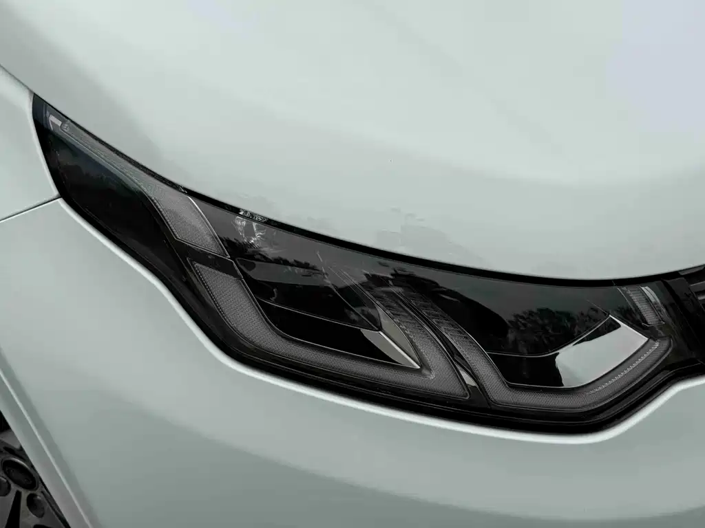 Land Rover Discovery Sport — фото 14