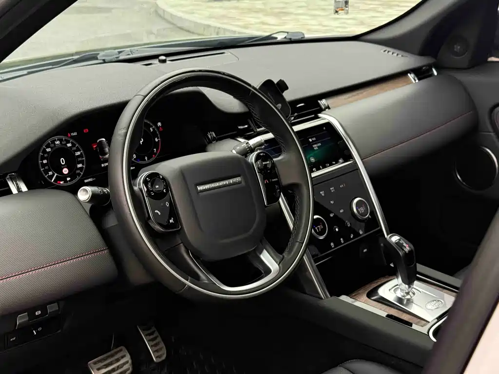 Land Rover Discovery Sport — фото 3