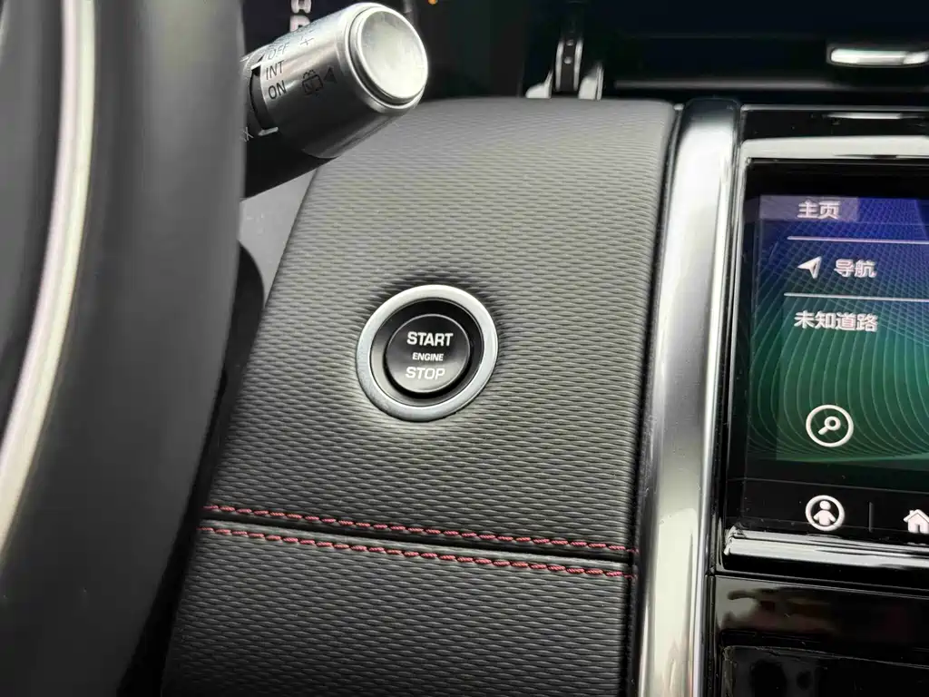 Land Rover Discovery Sport — фото 10
