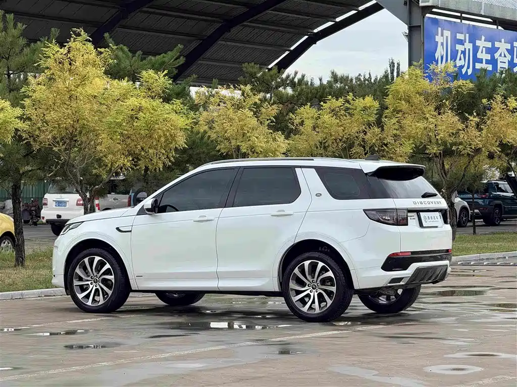 Land Rover Discovery Sport — фото 20