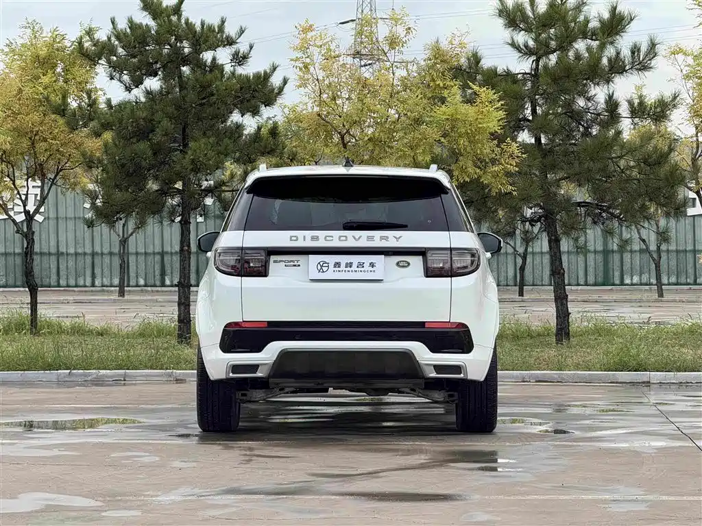 Land Rover Discovery Sport — фото 21