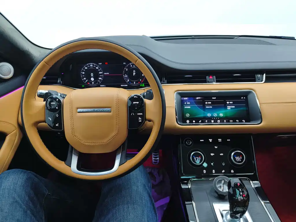 Land Rover Evoque — фото 11