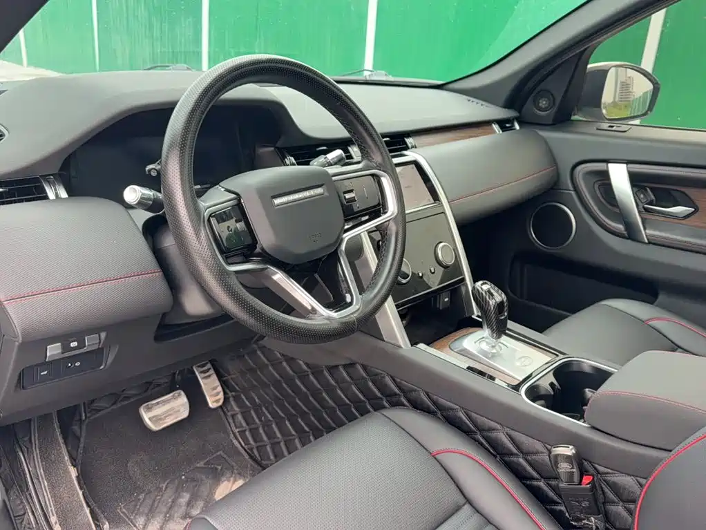 Land Rover Discovery Sport — фото 23