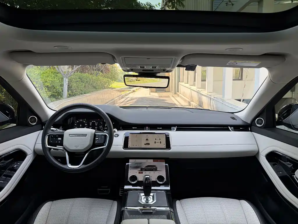 Land Rover Evoque — фото 4