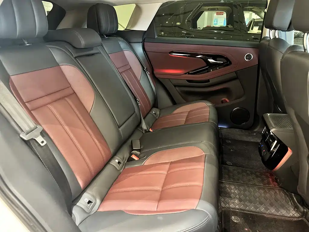 Land Rover Evoque — фото 14