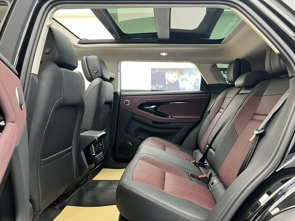 Land Rover Evoque — фото 20