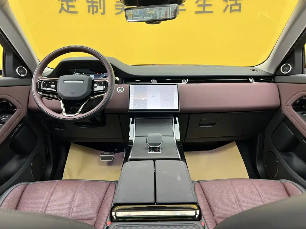 Land Rover Evoque — фото 43