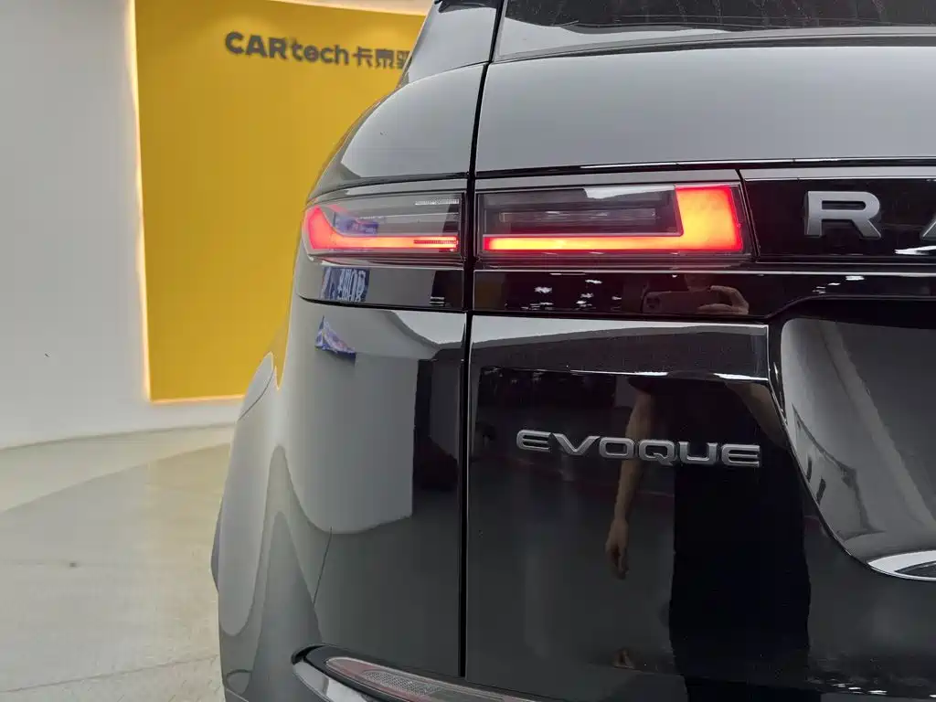 Land Rover Evoque — фото 9