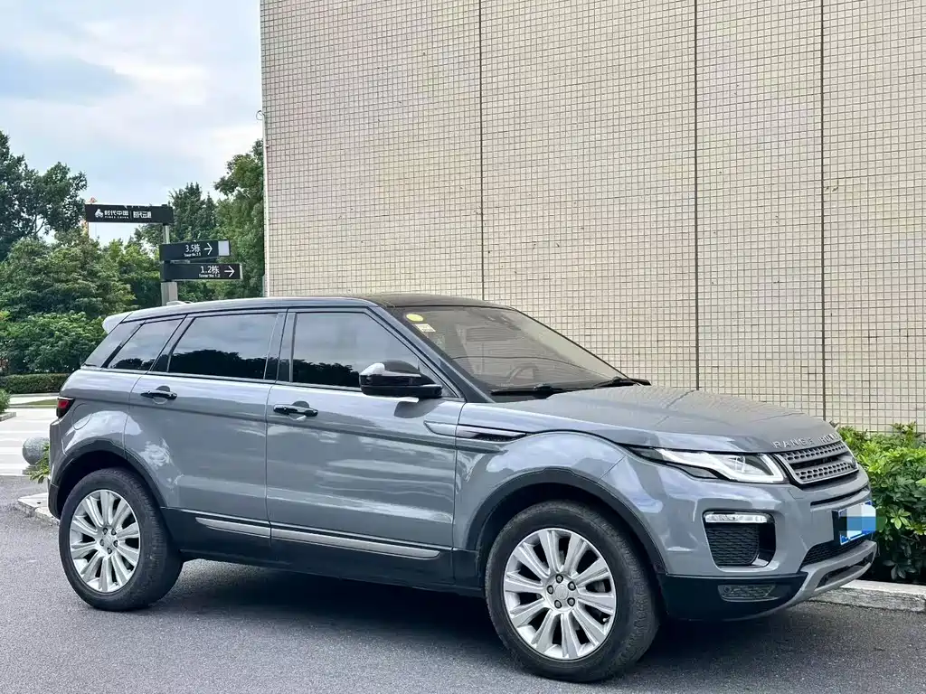 Land Rover Evoque — фото 3