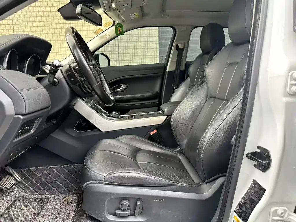 Land Rover Evoque — фото 4