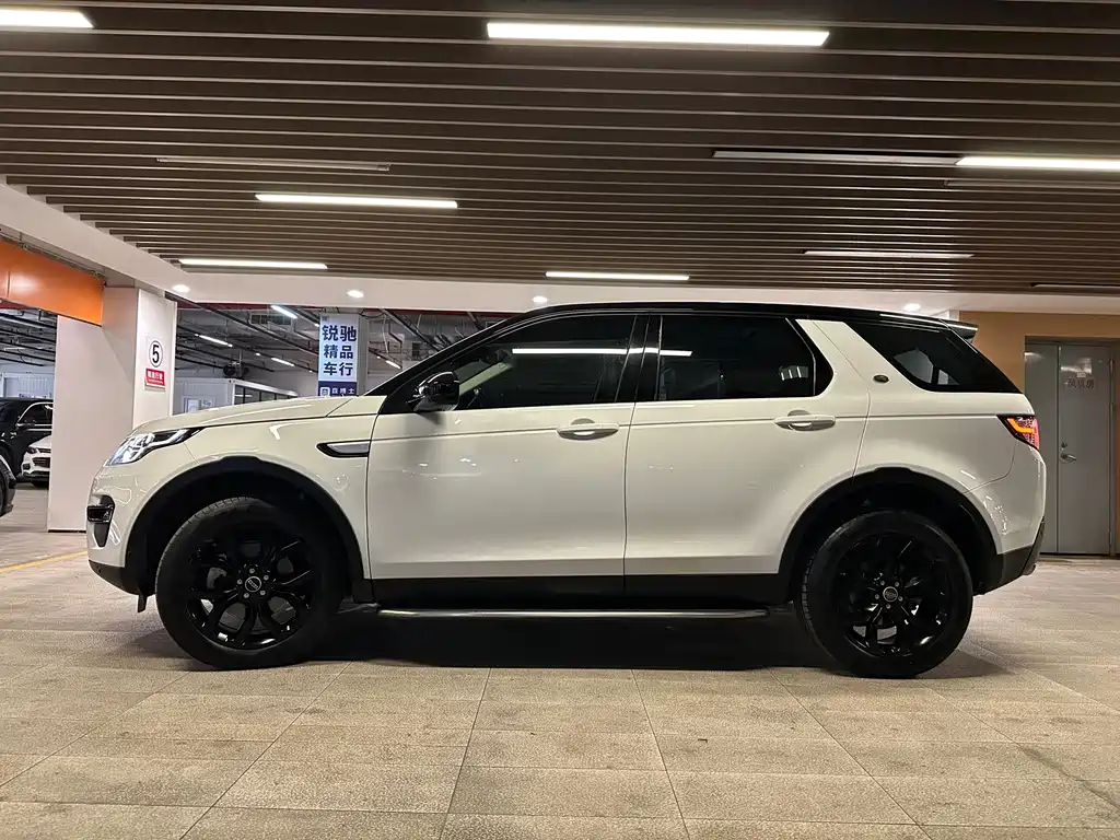 Land Rover Discovery Sport — фото 20