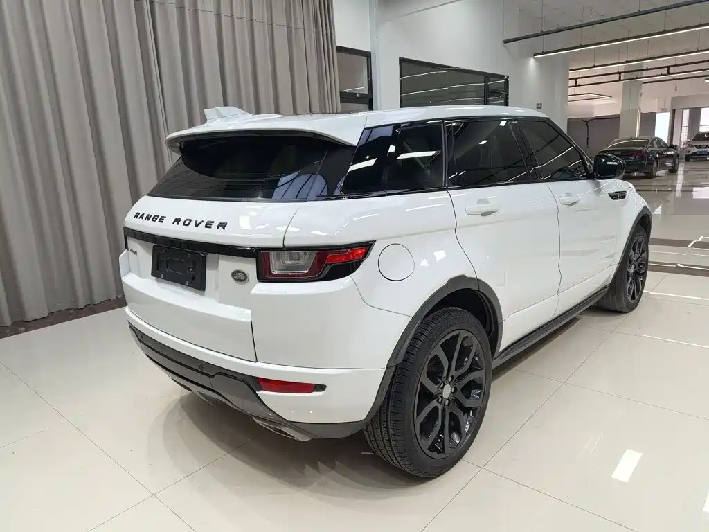 Land Rover Evoque — фото 5
