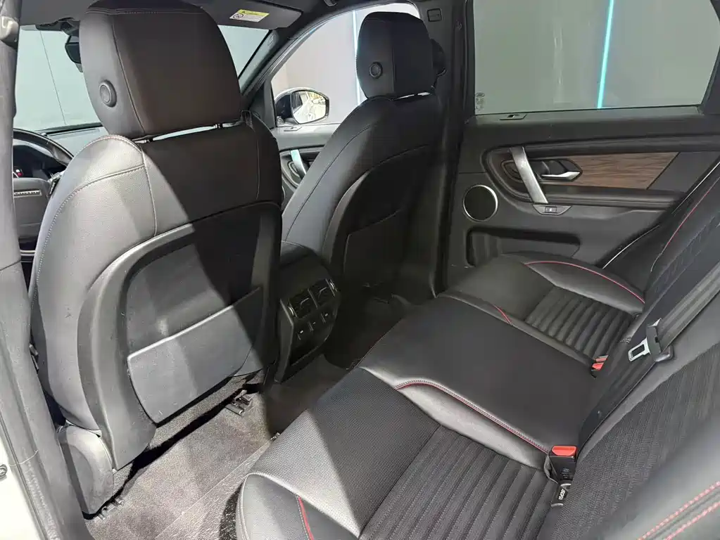 Land Rover Discovery Sport — фото 10