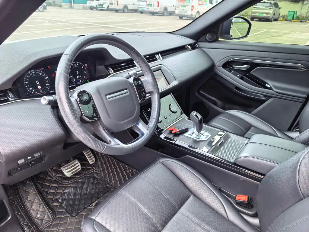 Land Rover Evoque — фото 7