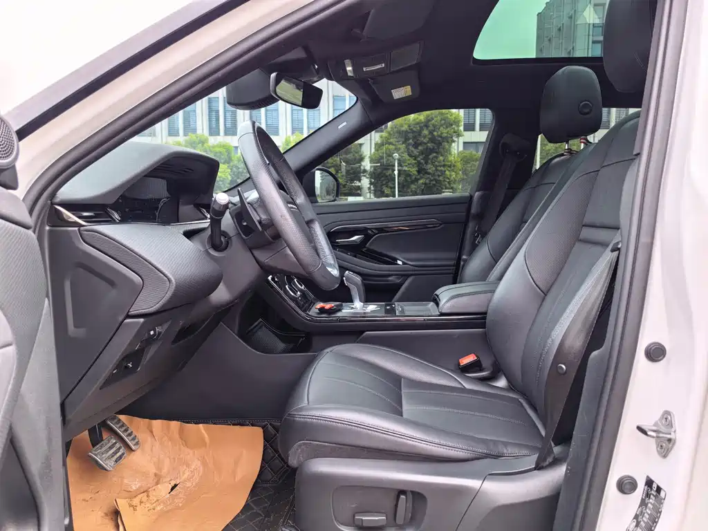 Land Rover Evoque — фото 8
