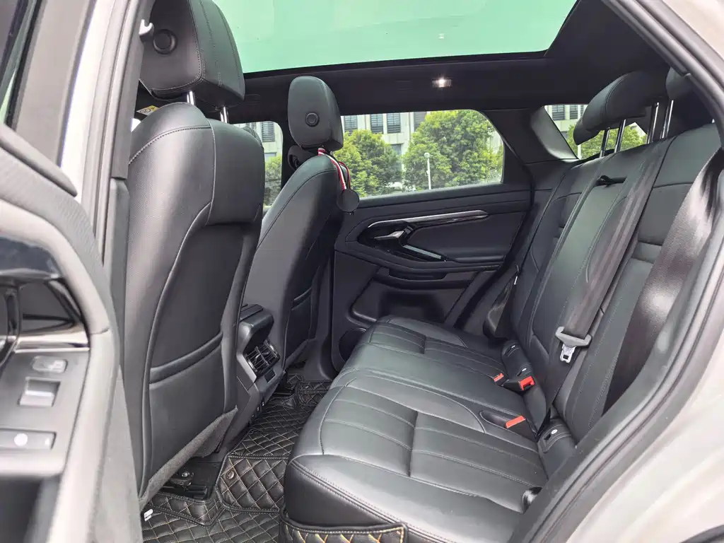 Land Rover Evoque — фото 9