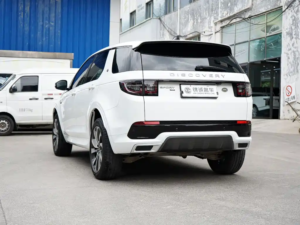 Land Rover Discovery Sport — фото 9