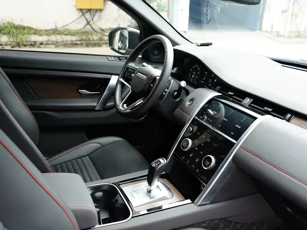 Land Rover Discovery Sport — фото 10