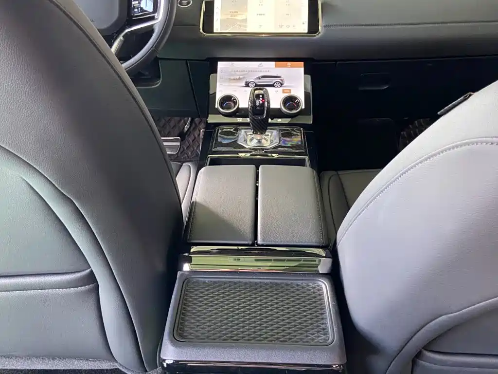 Land Rover Evoque — фото 10