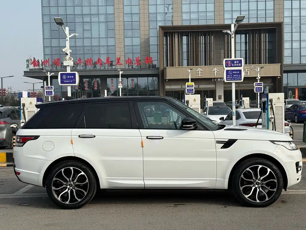 Land Rover Sport — фото 13