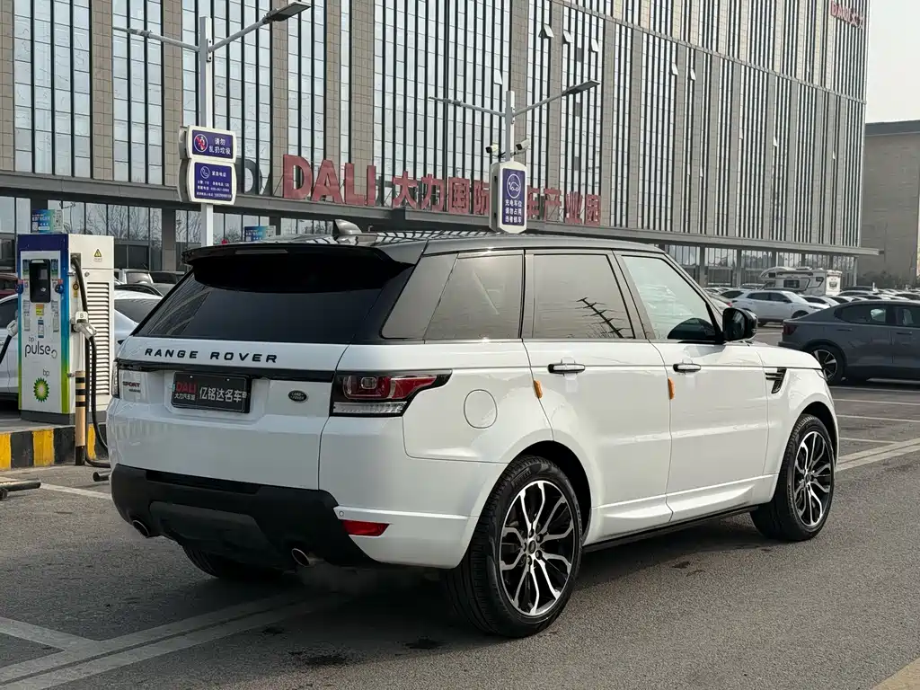 Land Rover Sport — фото 14