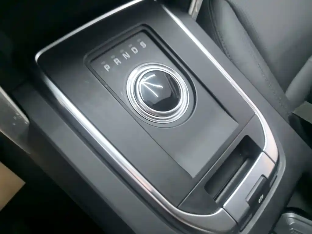Land Rover Discovery Sport — фото 14