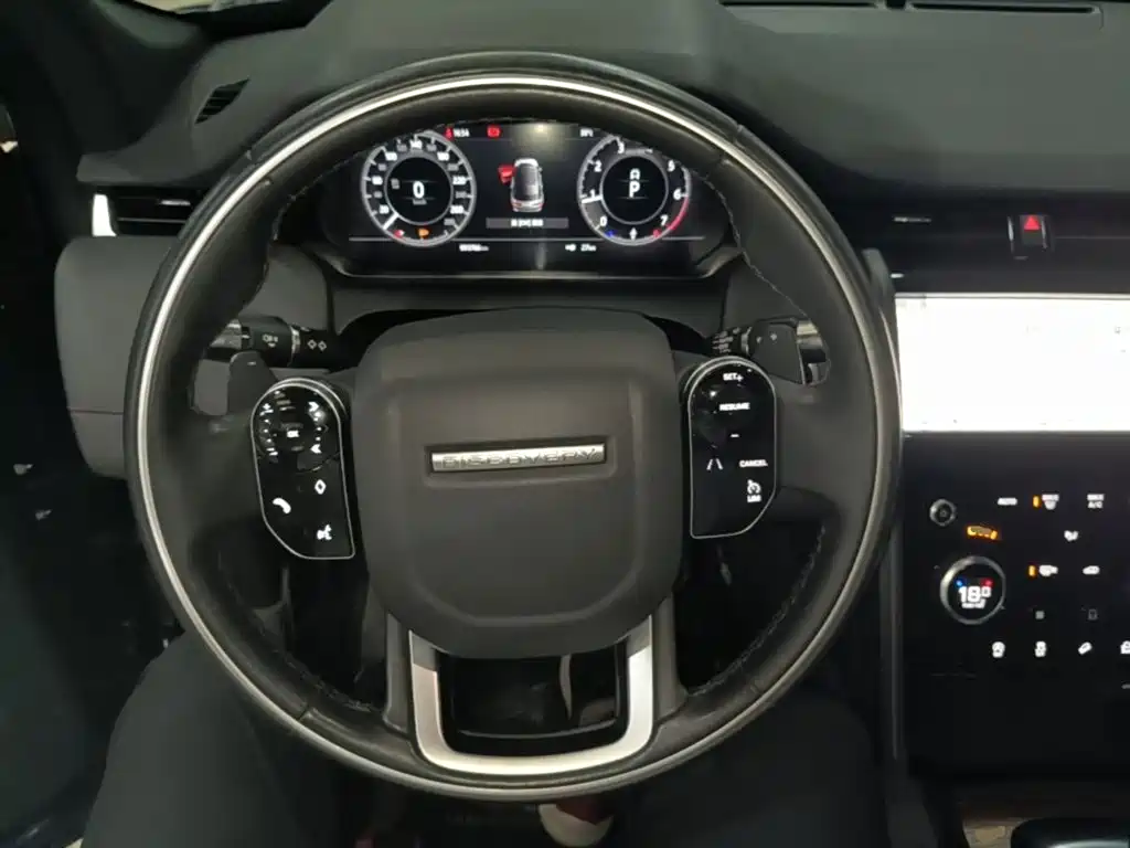 Land Rover Discovery Sport — фото 11