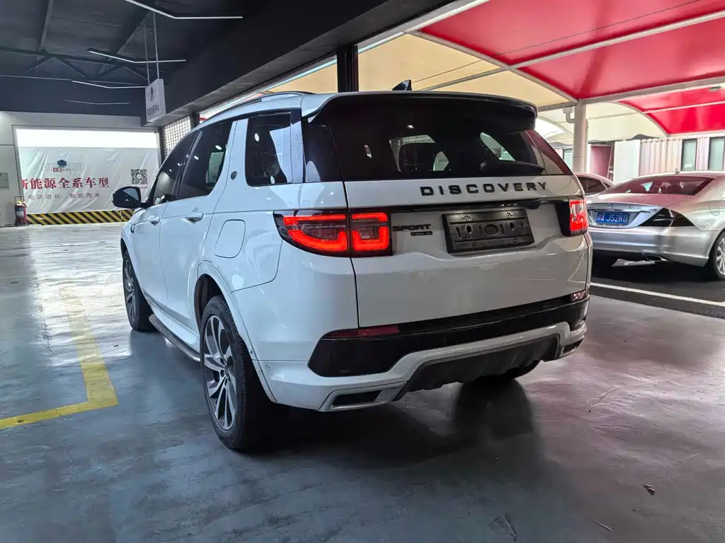 Land Rover Discovery Sport Hybrid — фото 8