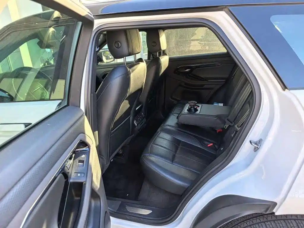 Land Rover Evoque — фото 8