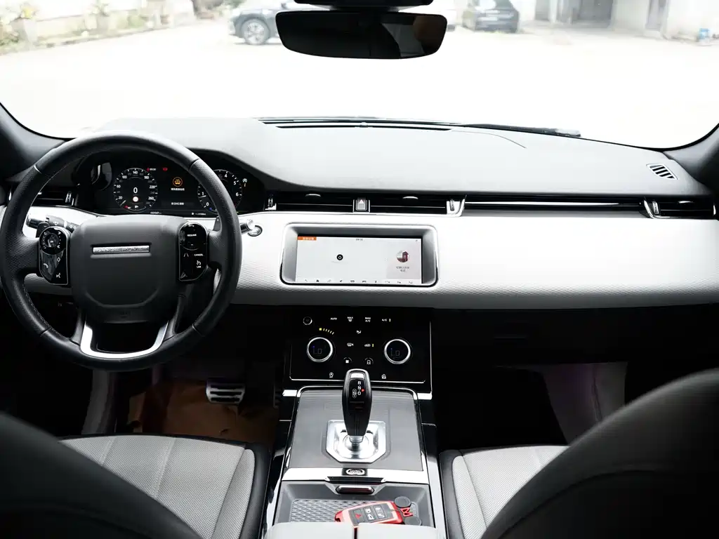 Land Rover Evoque — фото 5