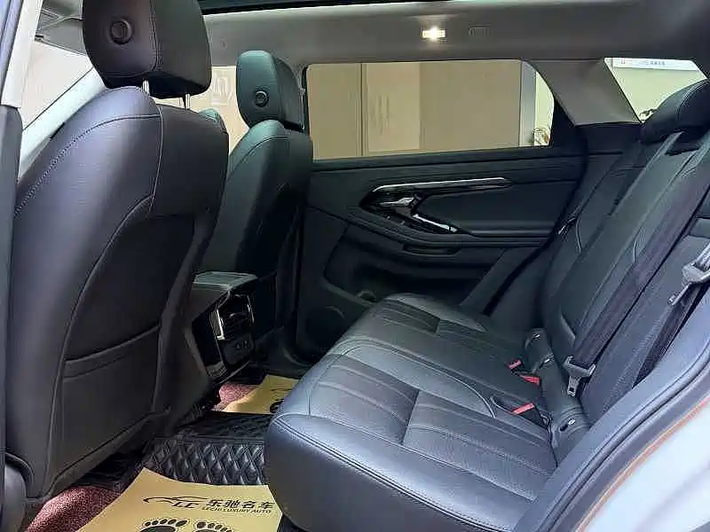 Land Rover Evoque — фото 9