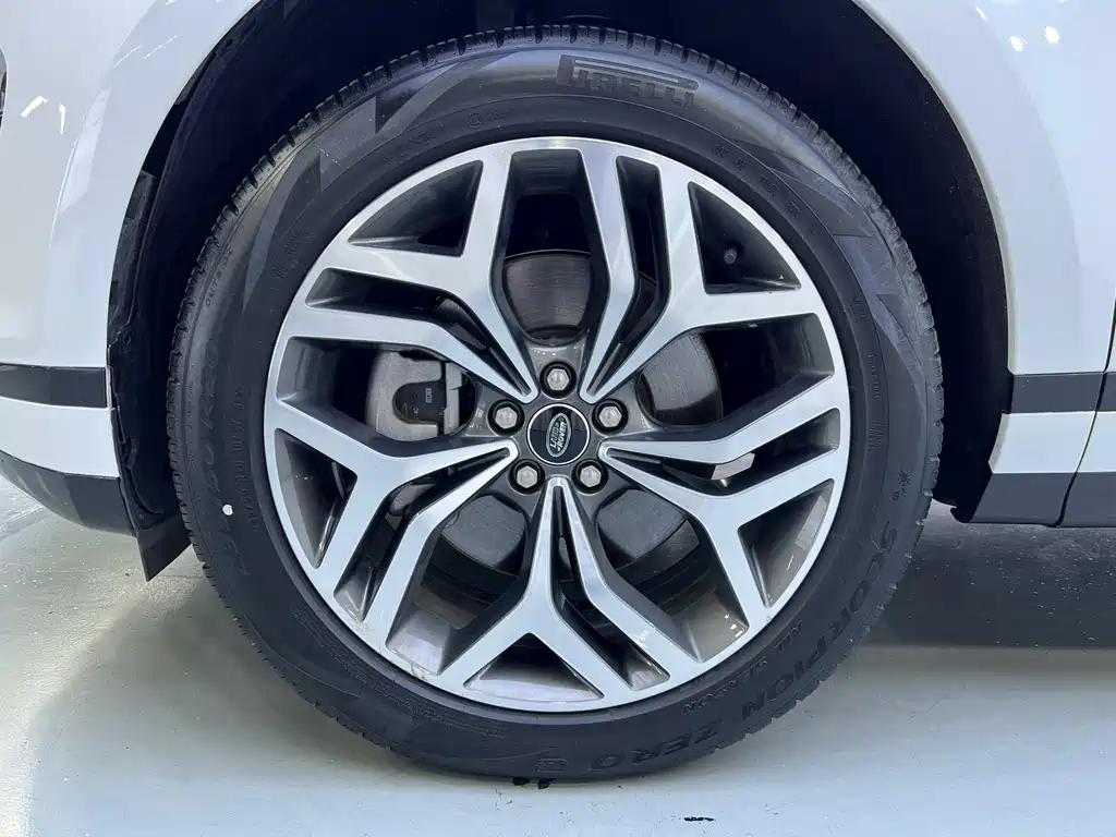 Land Rover Evoque — фото 22