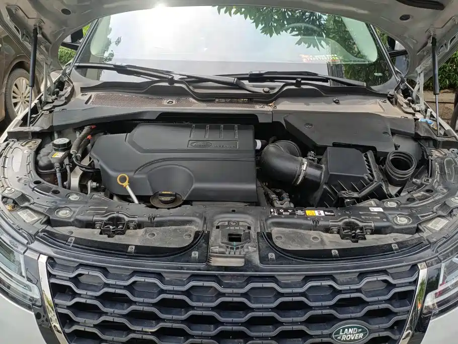 Land Rover Evoque — фото 10