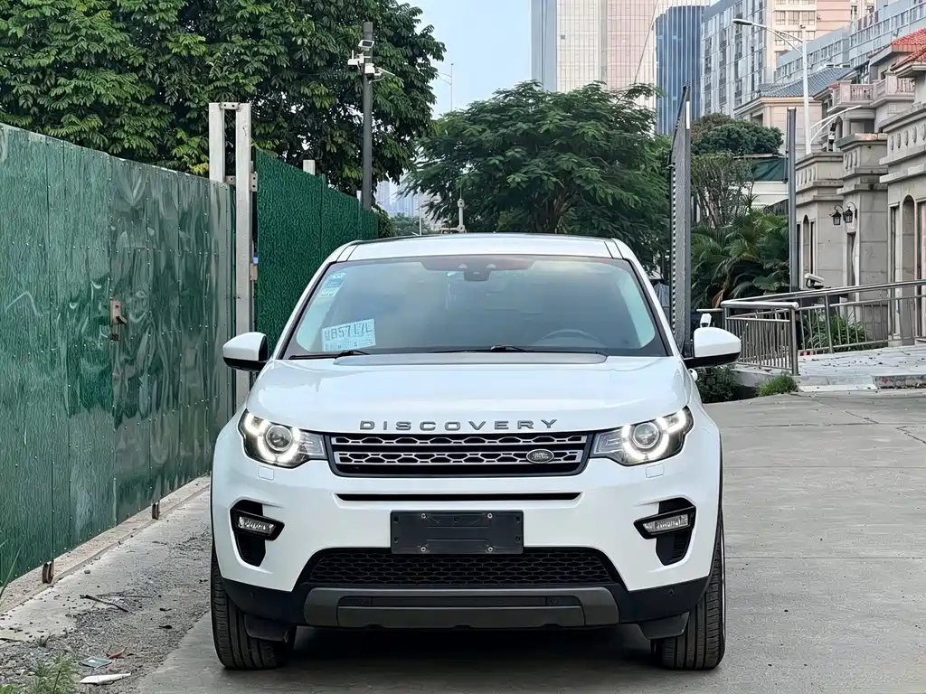 Land Rover Discovery Sport — фото 2