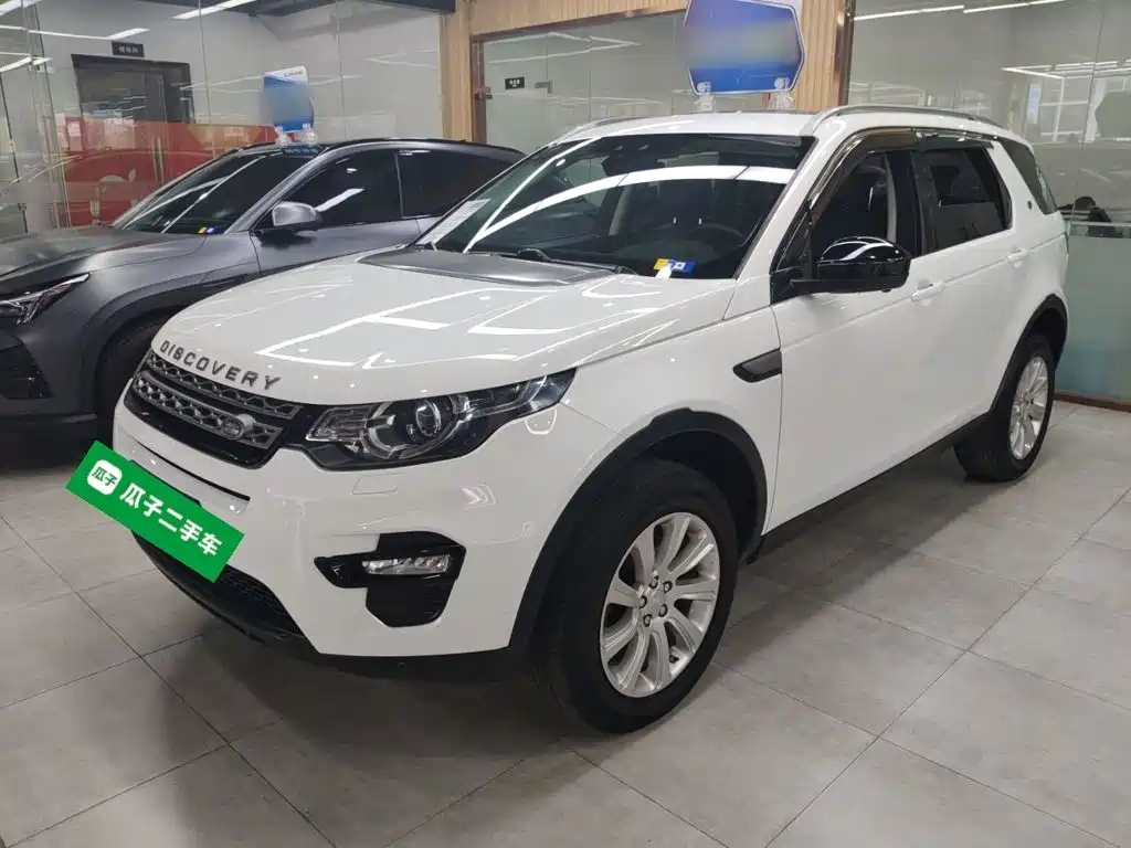 Land Rover Discovery Sport — фото 2