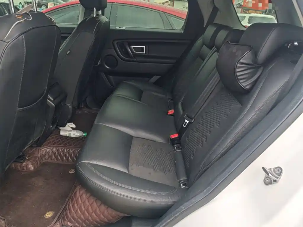 Land Rover Discovery Sport — фото 17