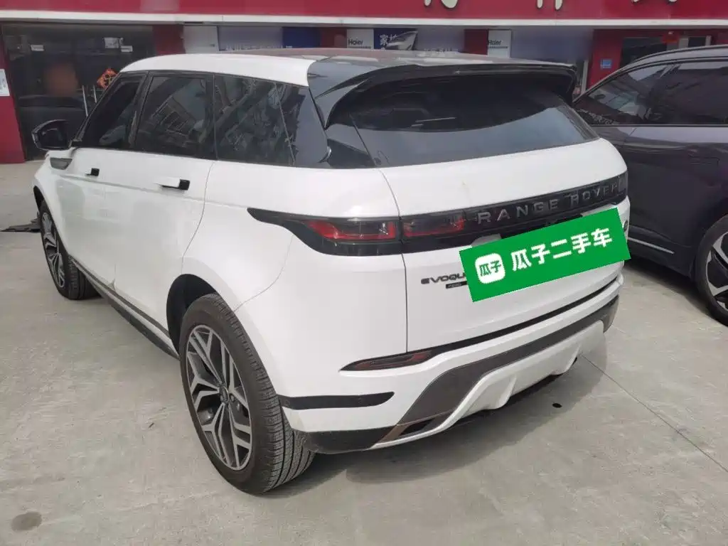 Land Rover Evoque — фото 23