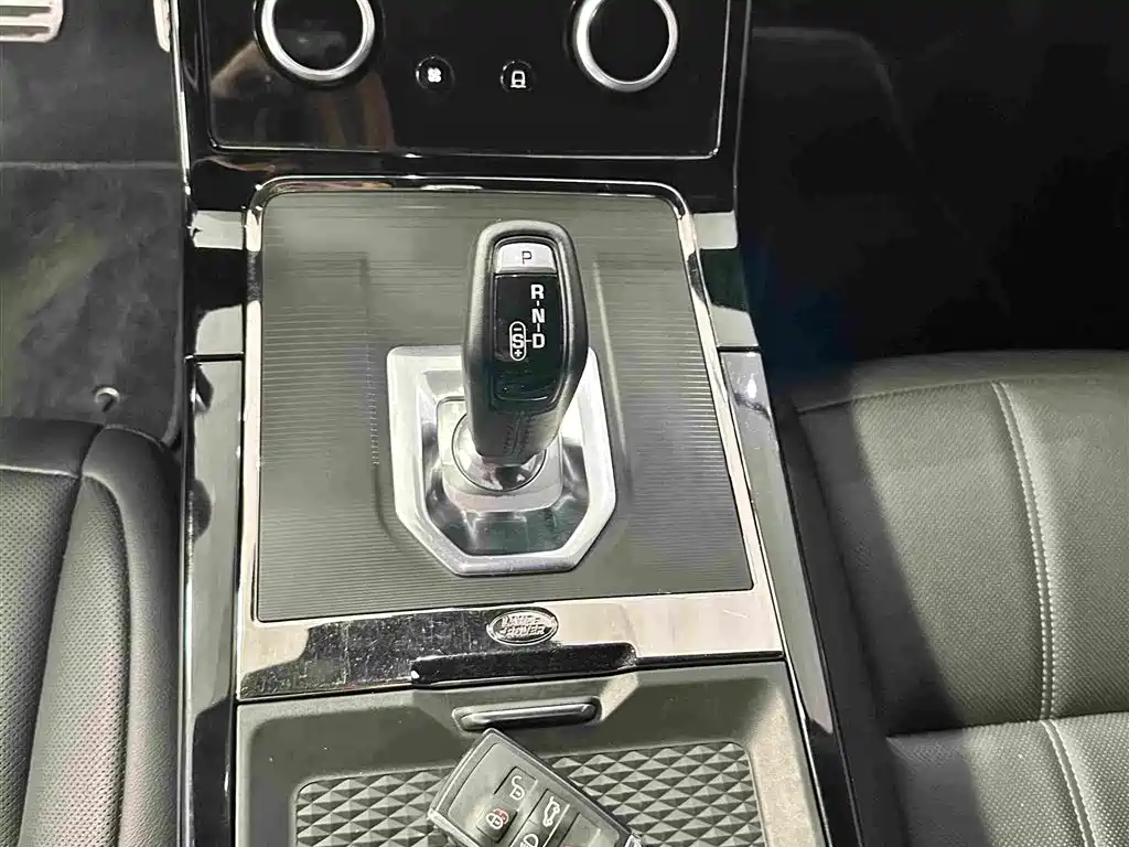Land Rover Evoque — фото 10