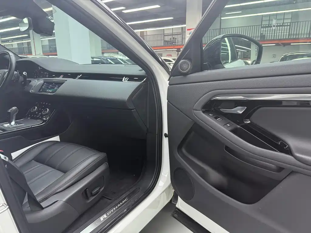 Land Rover Evoque — фото 20