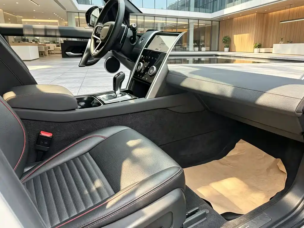Land Rover Discovery Sport — фото 4