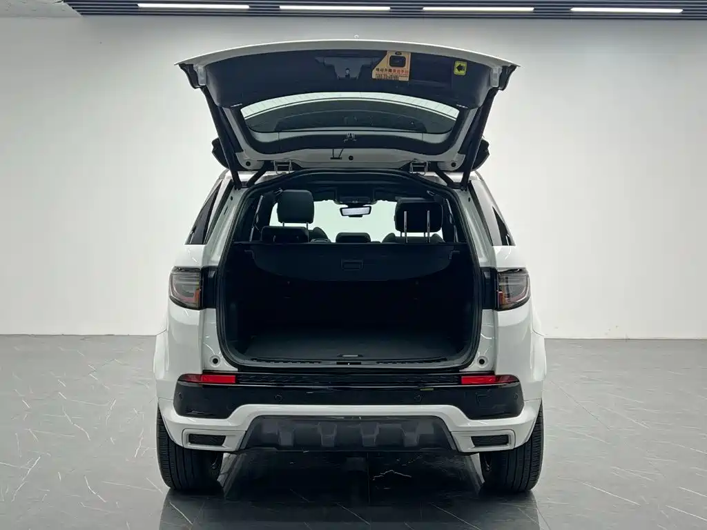 Land Rover Discovery Sport — фото 11