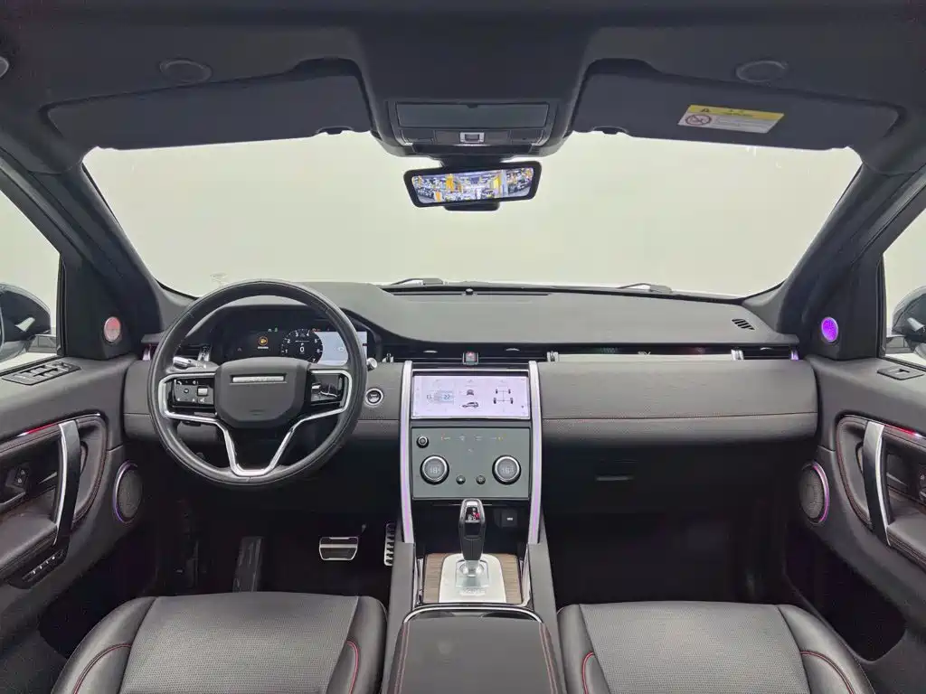 Land Rover Discovery Sport — фото 20
