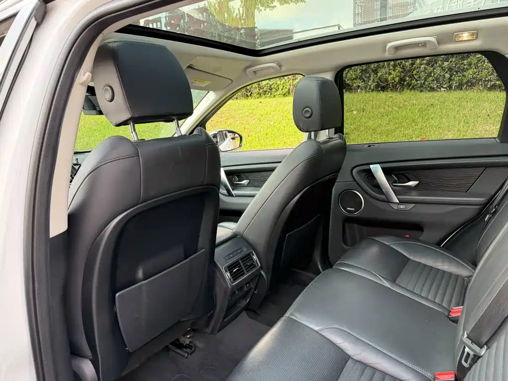 Land Rover Discovery Sport — фото 11