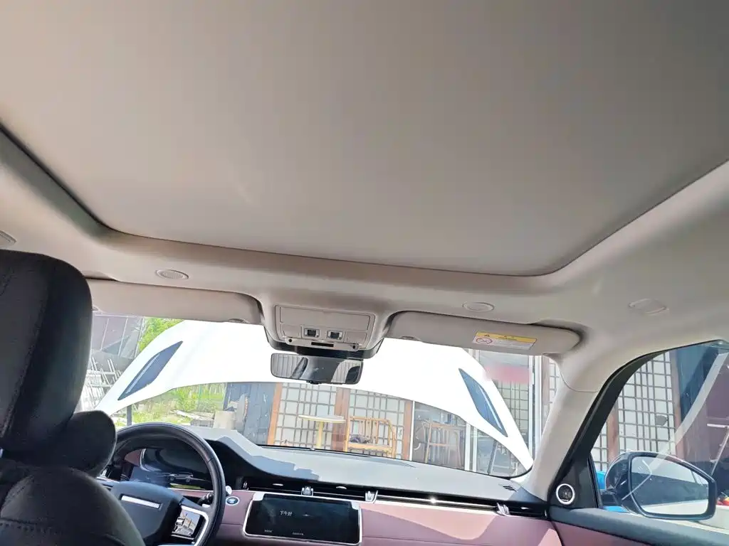 Land Rover Evoque — фото 13