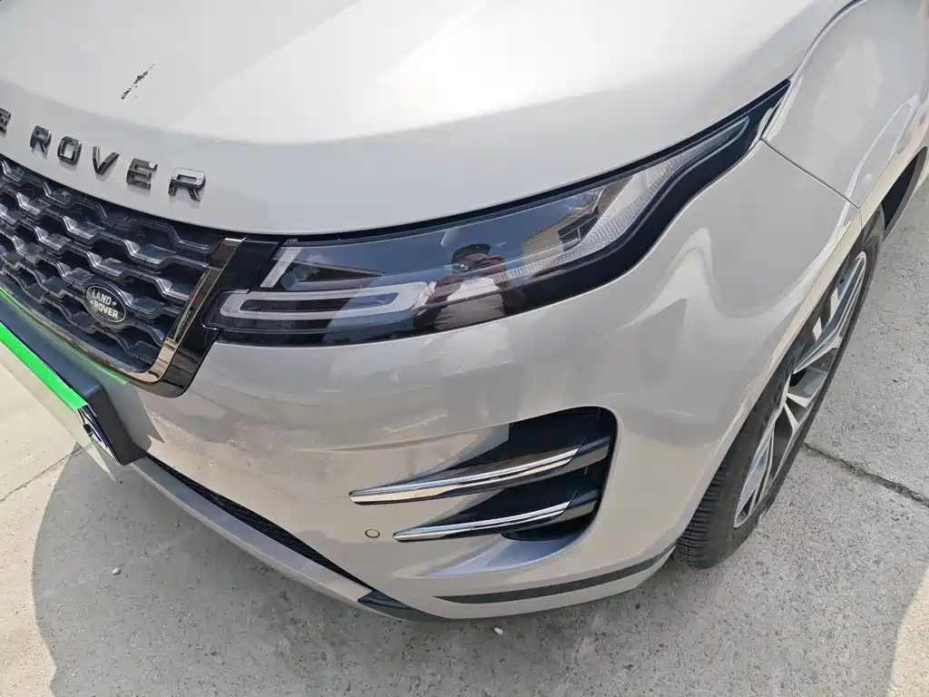 Land Rover Evoque — фото 17