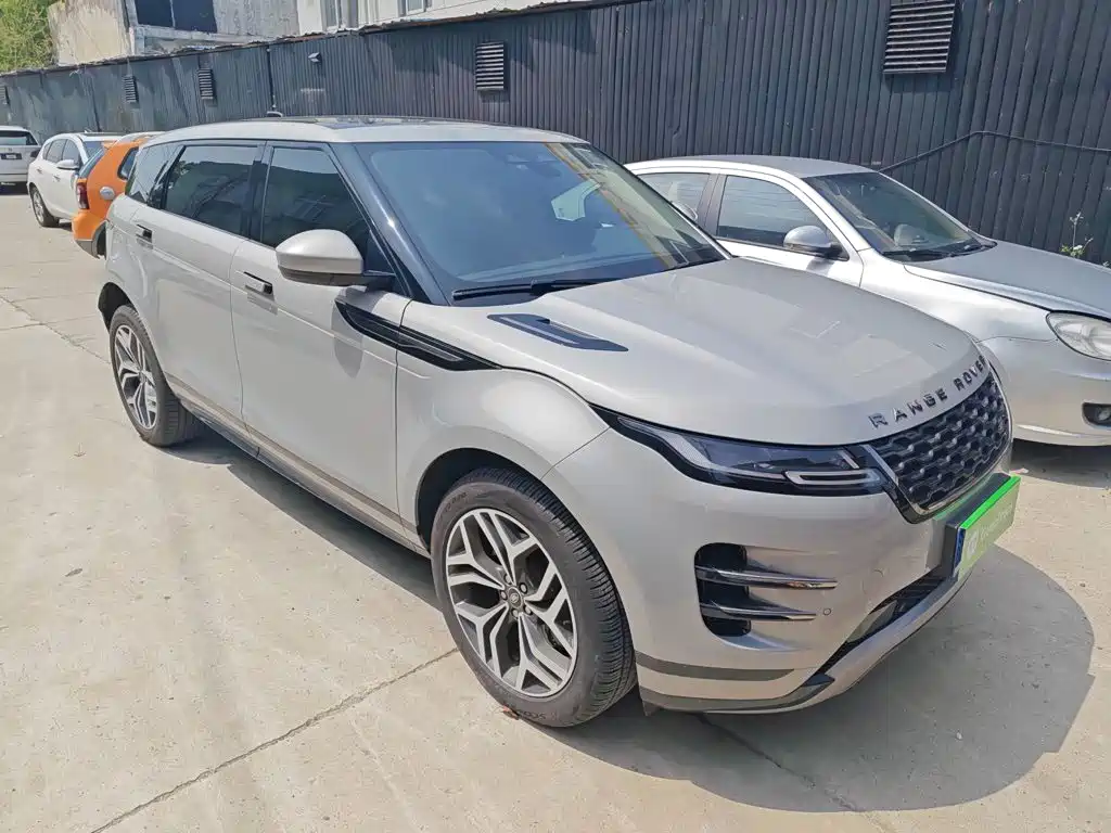 Land Rover Evoque — фото 21