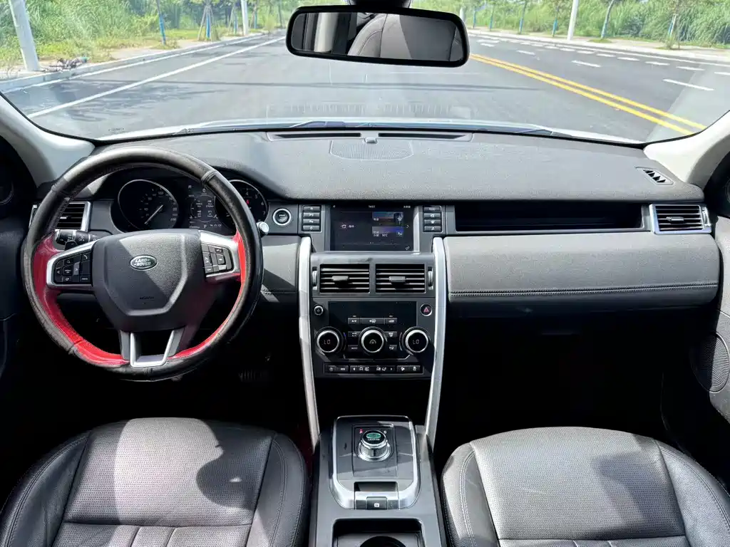 Land Rover Discovery Sport — фото 8