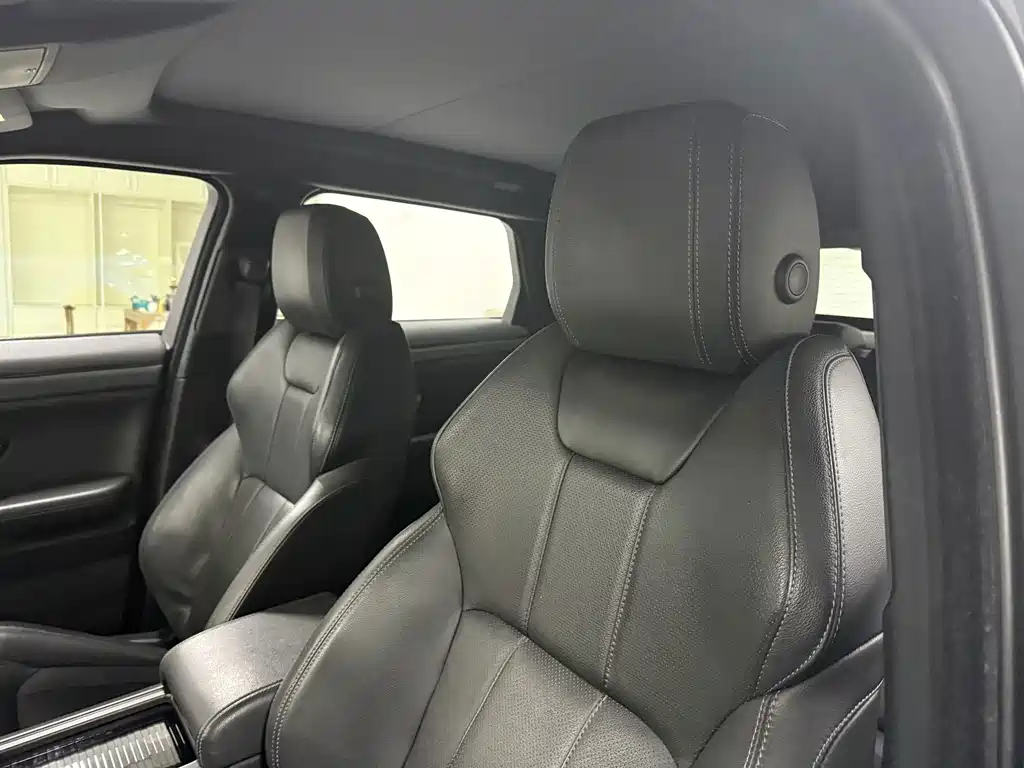 Land Rover Evoque — фото 11