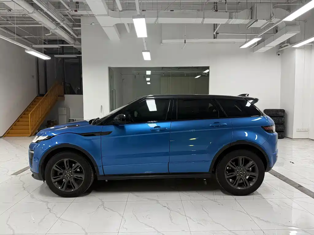 Land Rover Evoque — фото 3
