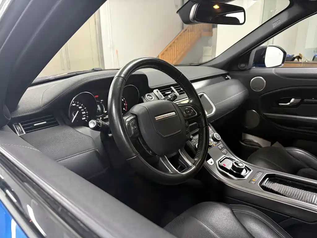 Land Rover Evoque — фото 9